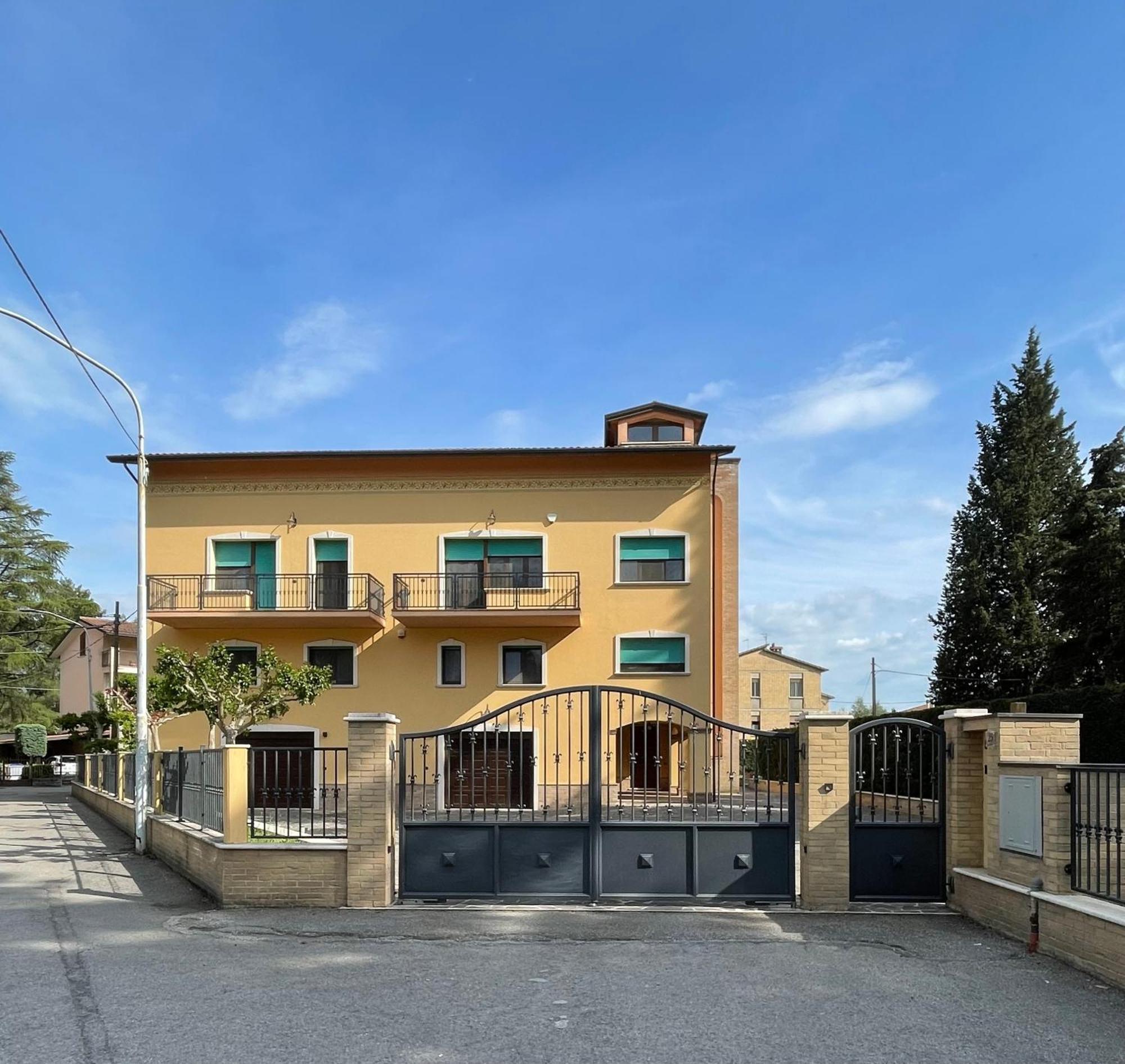 Villa Adige Luxury - M&M Holiday House Perugia Kültér fotó